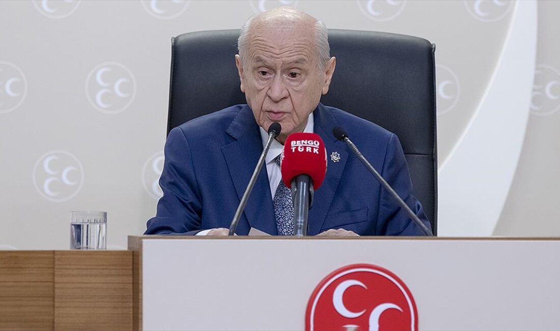 MHP Genel BaşkanıBahçeli, "Malazgirt Zaferi ile Büyük Taarruzu rekabete tutuşturmak,