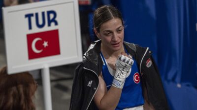 Paris 2024 Olimpiyat Oyunları'nın boks branşında milli sporcu Buse Naz