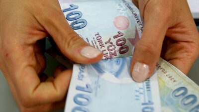 Depremlerden etkilenen 4 il ve 2 ilçedeki mükellefler için mücbir