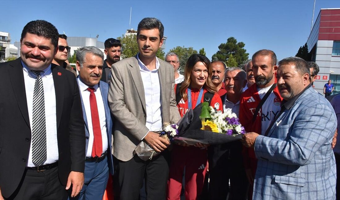 Milli boksör Hatice Akbaş, "Babamla çok mücadele verdik, Allah bize