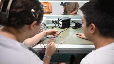 Organize sanayi bölgeleri içinde ve dışında açılan özel mesleki ve