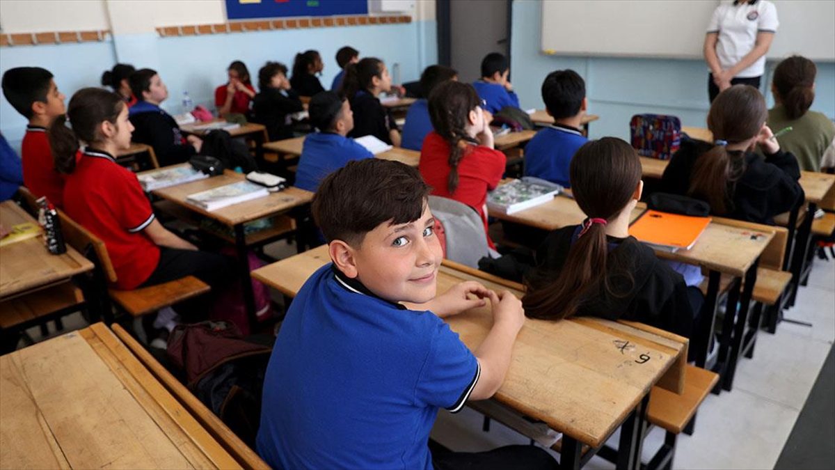 ANKARA (AA) – Bakanlığın internet sitesinde yayımlanan Ücretsiz Okutulacak Öğrenci/Kursiyer