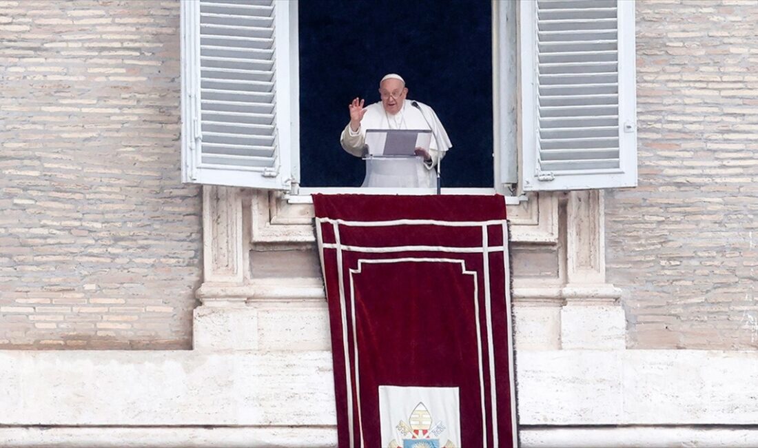 Papa Franciscus, saldırıların sürdüğü Gazze'deki insani durumu endişeyle takip ettiğini