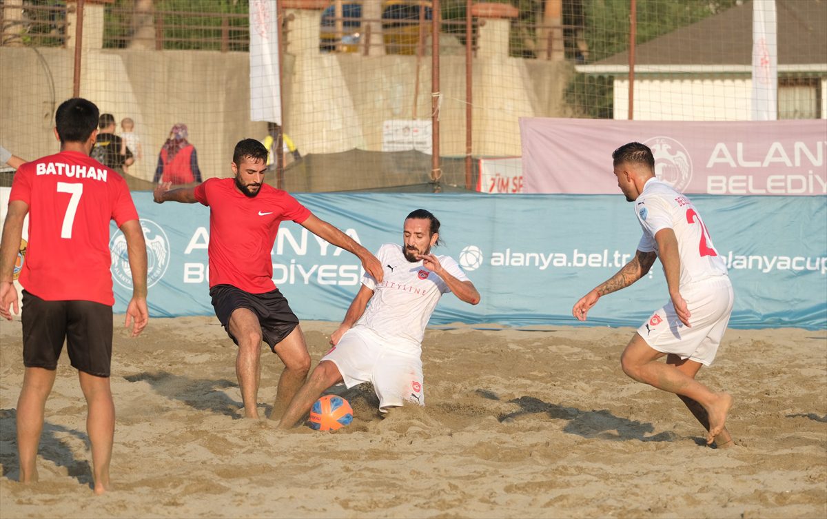 ANTALYA (AA) – Türkiye Futbol Federasyonu tarafından Alanya Belediyesinin ev