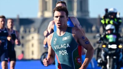 Paris 2024 Olimpiyat Oyunları'nda mücadele eden Portekiz Triatlon Takımı sporcusu