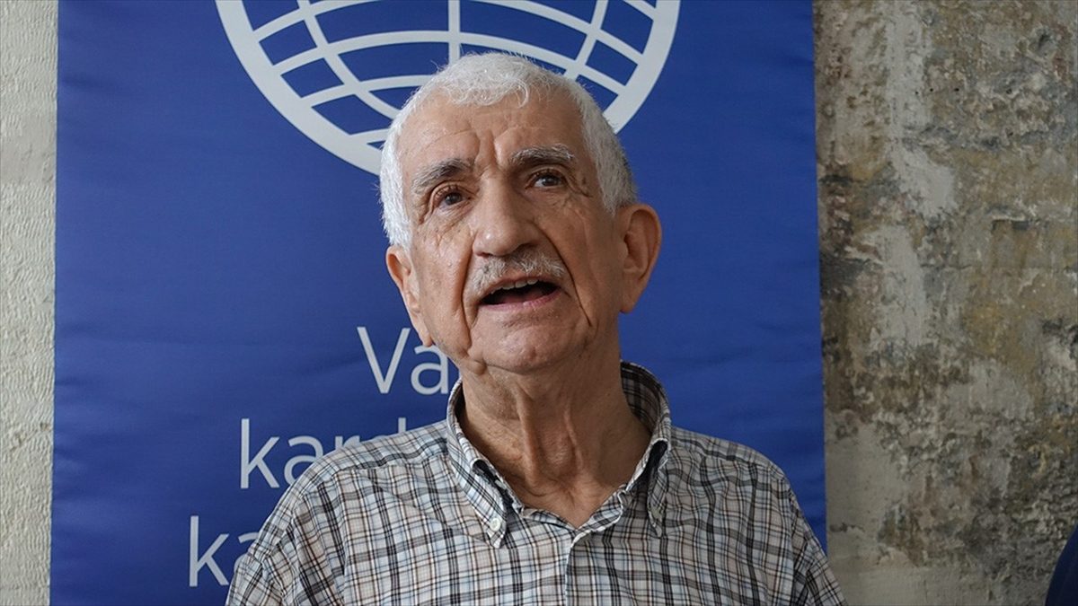 Gazeteci ve yazar Prof. Dr. Ersin Nazif Gürdoğan vefat etti.