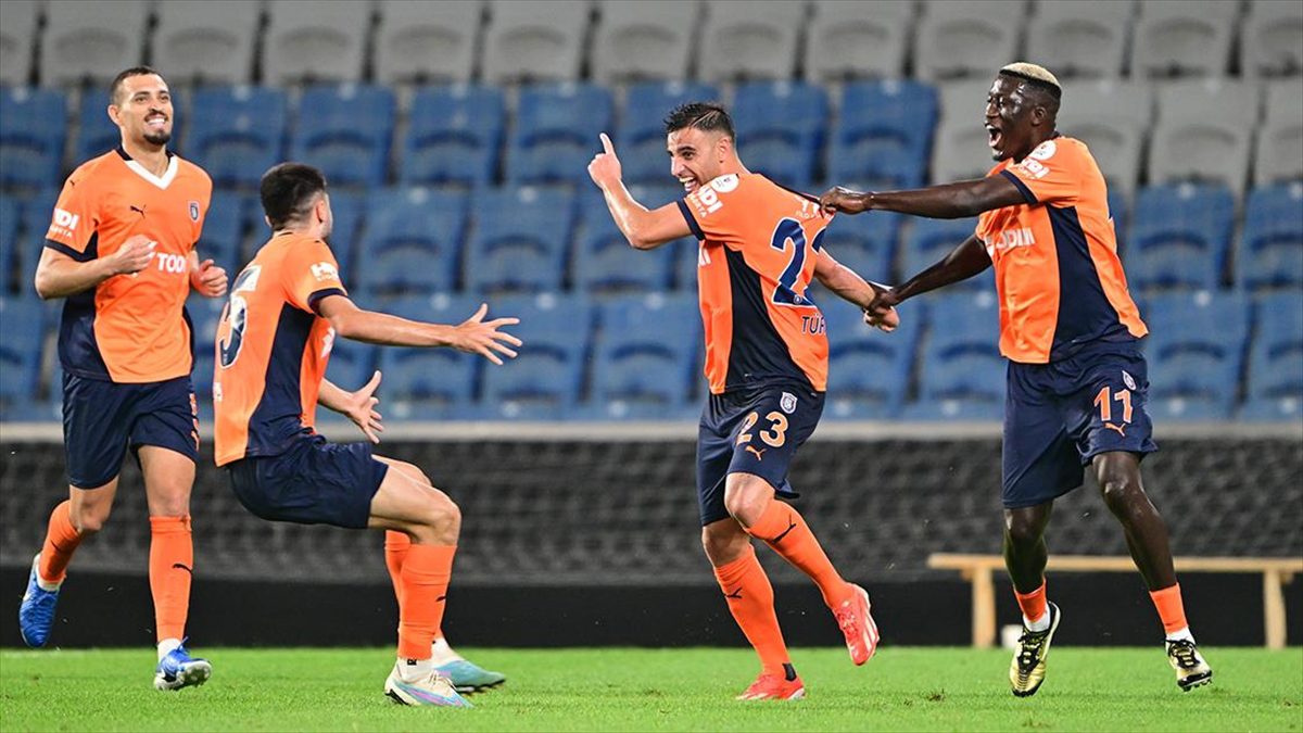 İSTANBUL (AA) – Başakşehir Fatih Terim Stadı’nda oynanacak maç, saat