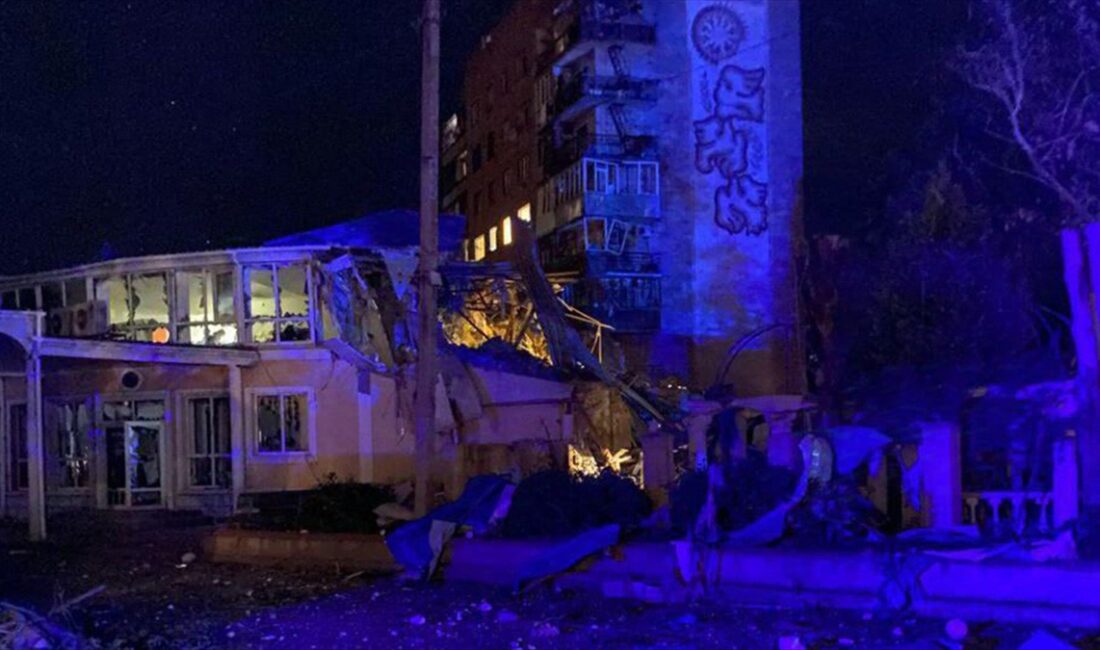 İngiliz haber ajansı Reuters, Ukrayna'daki ekibinde güvenlik danışmanı olarak görev