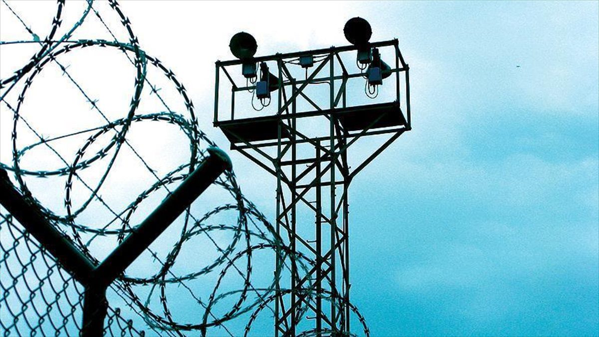 Rusya'nın Volgograd bölgesindeki hapishanede isyan çıktığı, ölü ve yaralıların olduğu