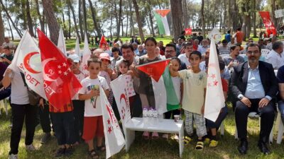 - "Biz inanıyoruz ki Türkiye'nin sorunlarını çözecek inançlı, azimli kadrolar