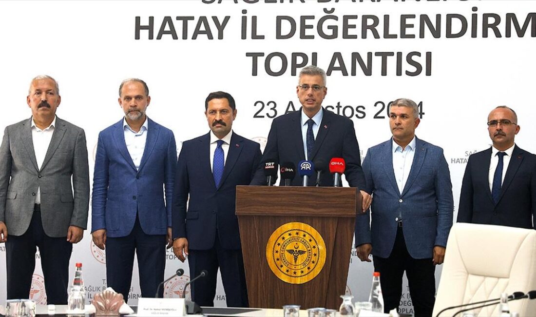 Sağlık Bakanı Kemal Memişoğlu, M çiçeği (mpox) virüsüne ilişkin alarm