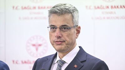 Sağlık Bakanı Kemal Memişoğlu, M çiçeği virüsüne ilişkin, "Bilim insanlarıyla