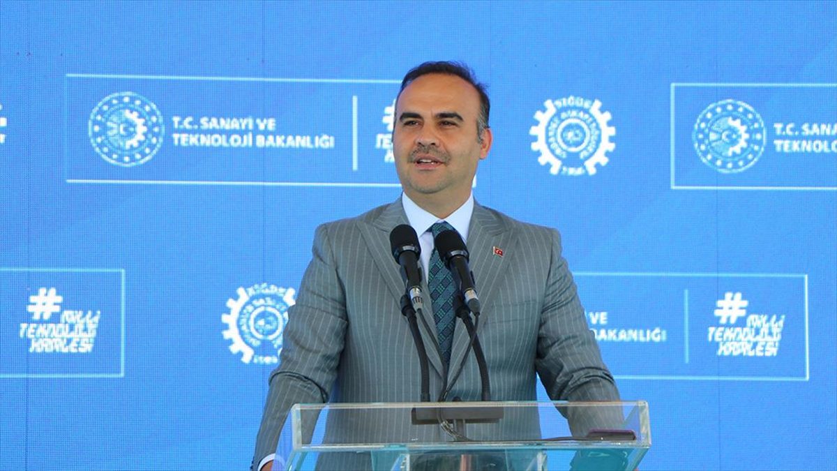 Bakan Kacır, Türkiye'yi 22 yılda getirdikleri noktayı milletin çok iyi