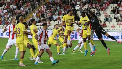 Trendyol Süper Lig'in 3. haftasında ikas Eyüpspor, deplasmanda Net Global