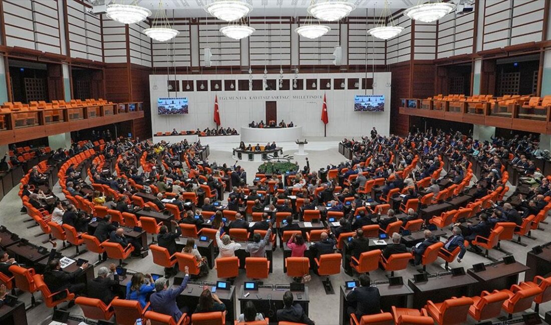TBMM Başkanvekili Bekir Bozdağ, TBMM'de engelliler için asansörlerin ve rampaların