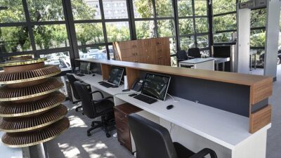 TBMM İdare Amiri ve MHP Gaziantep Milletvekili Atay, Meclis'e gelen