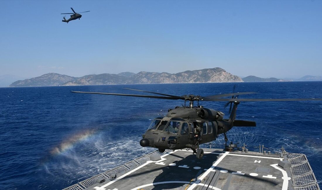 Milli Savunma Bakanlığı, TCG Gelibolu fırkateyninin, Aksaz açıklarında "Gemiye İniş