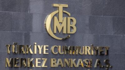 Türkiye Cumhuriyet Merkez Bankası (TCMB), temmuzda yıllık enflasyonun yüksek bazın