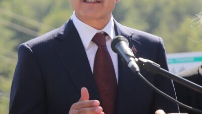 - “Halihazırda 27 dakika süren seyahat, tünelimizi bitirdiğimizde yasal hız