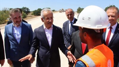 Ulaştırma ve Altyapı Bakanı Abdulkadir Uraloğlu, yapımı süren 71,1 kilometrelik