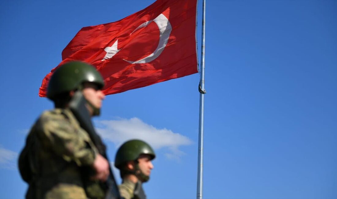 ANKARA (AA) – Yasa dışı yollarla Türkiye’den Yunanistan’a geçmeye çalışan