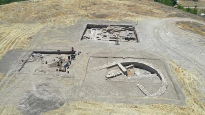 Kahramanmaraş'taki Yassı Höyük'te yürütülen kazı çalışmalarında, 2 bin 800 yıl