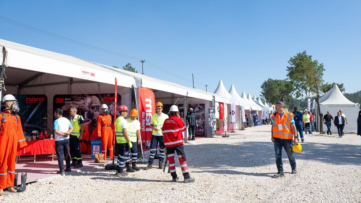 Türkiye Madenciler Derneği (TMD) tarafından düzenlenen Maden Kurtarma Yarışması'nın üçüncüsü,