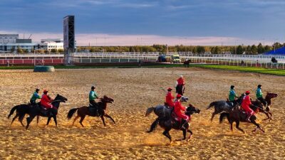 Kazakistan'daki 5. Dünya Göçebe Oyunları'nda en eski savaş oyunu kabul