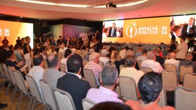 ANTALYA (AA) – Türkiye'nin "Oscarı" olarak nitelendirilen ancak geçen yıl