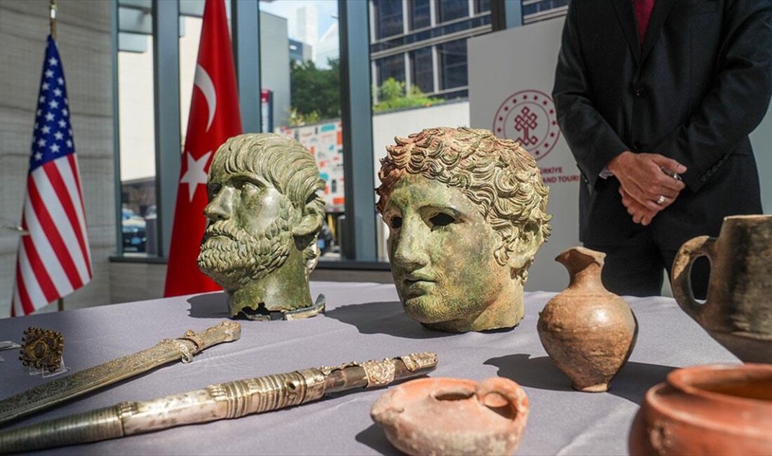 ABD'de ele geçirilen tarihi ve sanatsal değere sahip 14 eserin