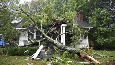 ABD'nin Florida eyaletinin kıyı şeridine geçen hafta 4 kategorisiyle ulaşan