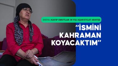 Ankara'da 1985'te yaptığı doğumun ardından ameliyathanede hemşire tarafından alınan bebeğini
