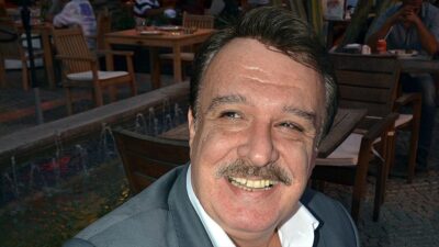 Yeşilçam'ın önemli isimlerinden, oyuncu Mahmut Hekimoğlu'nun vefatının üzerinden 8 yıl