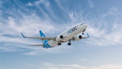 AJet, seferlerde zamanında kalkış oranının yüzde 72,7'ye yükseldiğini bildirdi.