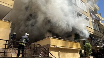 ANTALYA (AA) – Alanya’da evde çıkan yangın hasara neden oldu.