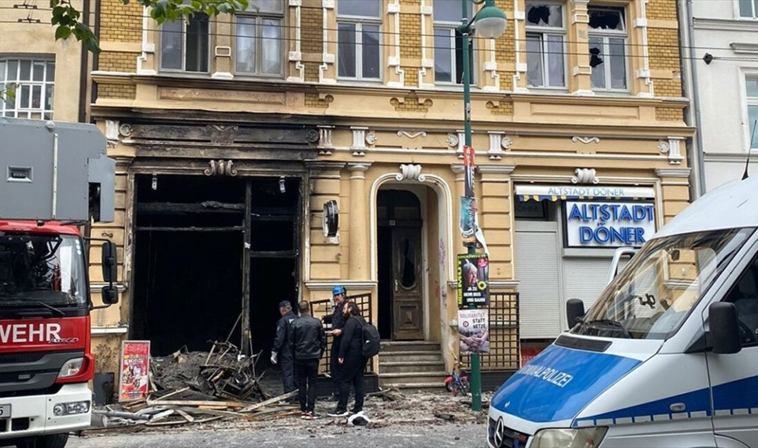 Almanya'da savcılığın, Emine Çoban ve oğlu Umut Can Çoban'ın hayatını