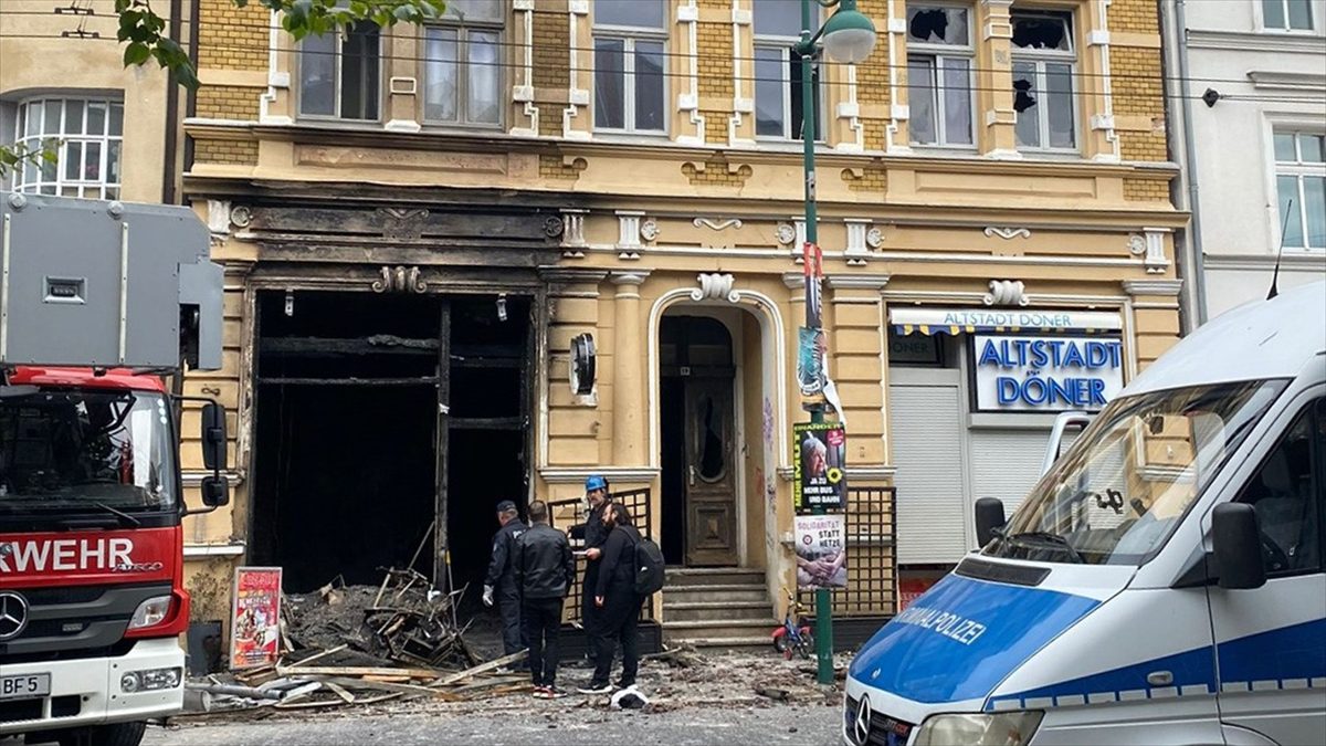 Almanya'da savcılığın, Emine Çoban ve oğlu Umut Can Çoban'ın hayatını