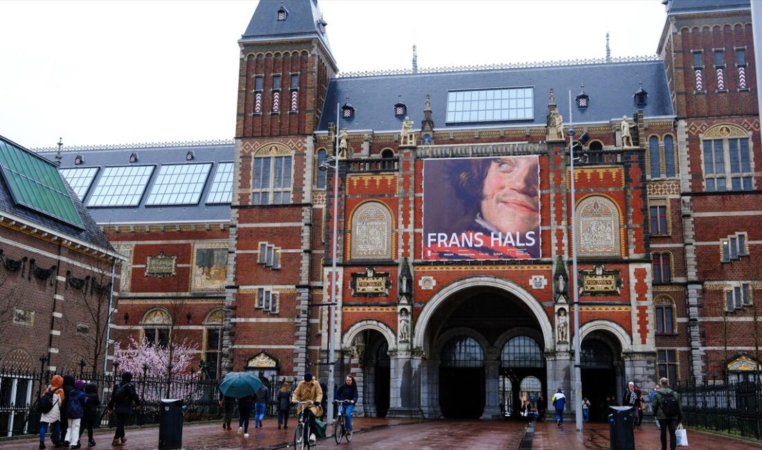 Hollanda'da "Extinction Rebellion (Yok Oluş İsyanı)" adlı çevreci grubun organizasyonuyla