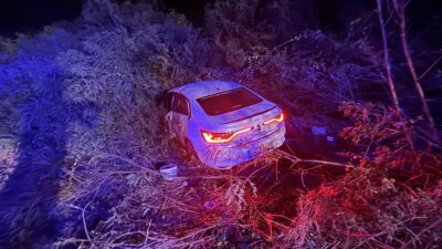 Anadolu Otoyolu'nun Düzce kesiminde 3 aracın karıştığı zincirleme trafik kazasında