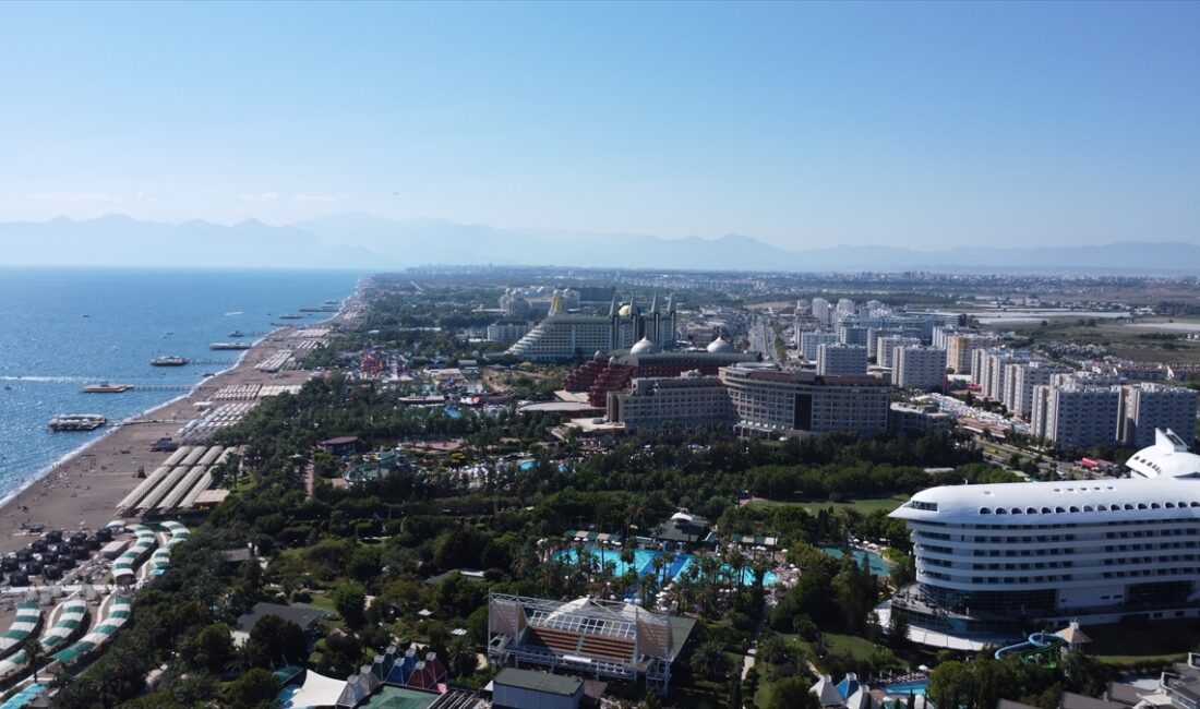 ANTALYA (AA) – AYŞE YILDIZ – Bu yıl gelen turist