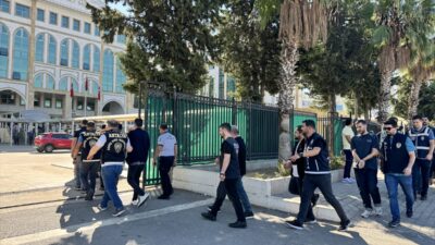 ANTALYA (AA) – Antalya merkezli sürdürülen forex dolandırıcılığı soruşturması kapsamında