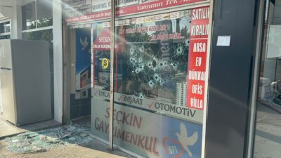 ANTALYA (AA) – Antalya'nın Muratpaşa ilçesinde bir iş yerine silahlı