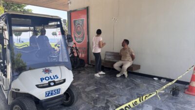 ANTALYA (AA) – Antalya'da çalıştığı işletmede mesai arkadaşlarıyla tartışan bir