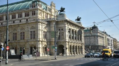 Avusturya’da 29 Eylül'de düzenlenecek genel seçimde aşırı sağcı Avusturya Özgürlük