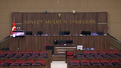 61 sanığın yargılandığı davada, ara kararını açıklayan mahkeme, tutuklu ve
