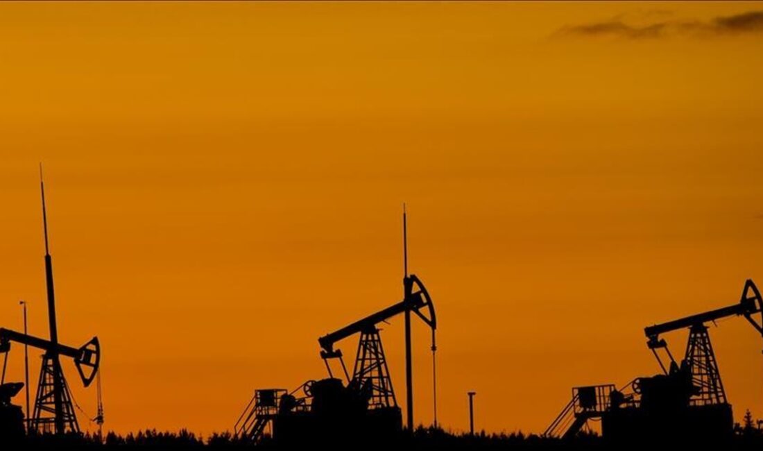 Azerbaycan'ın en büyük petrol yatağı Azeri-Çırak-Güneşli (AÇG) havzasının işletilmesini ve