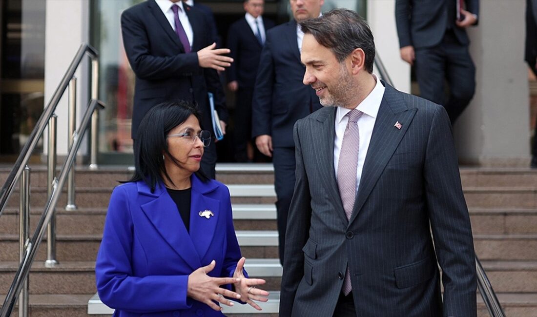 Enerji ve Tabii Kaynaklar Bakanı Alparslan Bayraktar, Venezuela ile doğal
