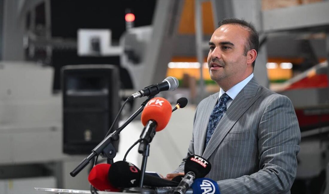 Sanayi ve Teknoloji Bakanı Kacır, "Sanayide çalışan sayımız 3 milyon
