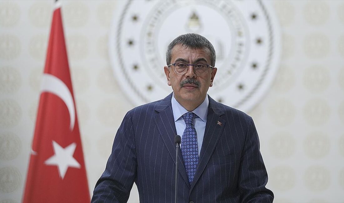 Milli Eğitim Bakanı Yusuf Tekin, 20 bin öğretmen atamasına ilişkin,