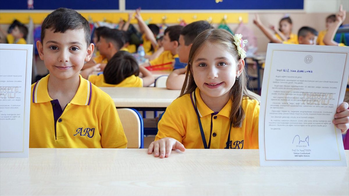 Milli Eğitim Bakanı Yusuf Tekin, 2024-2025 eğitim öğretim yılında ilkokula